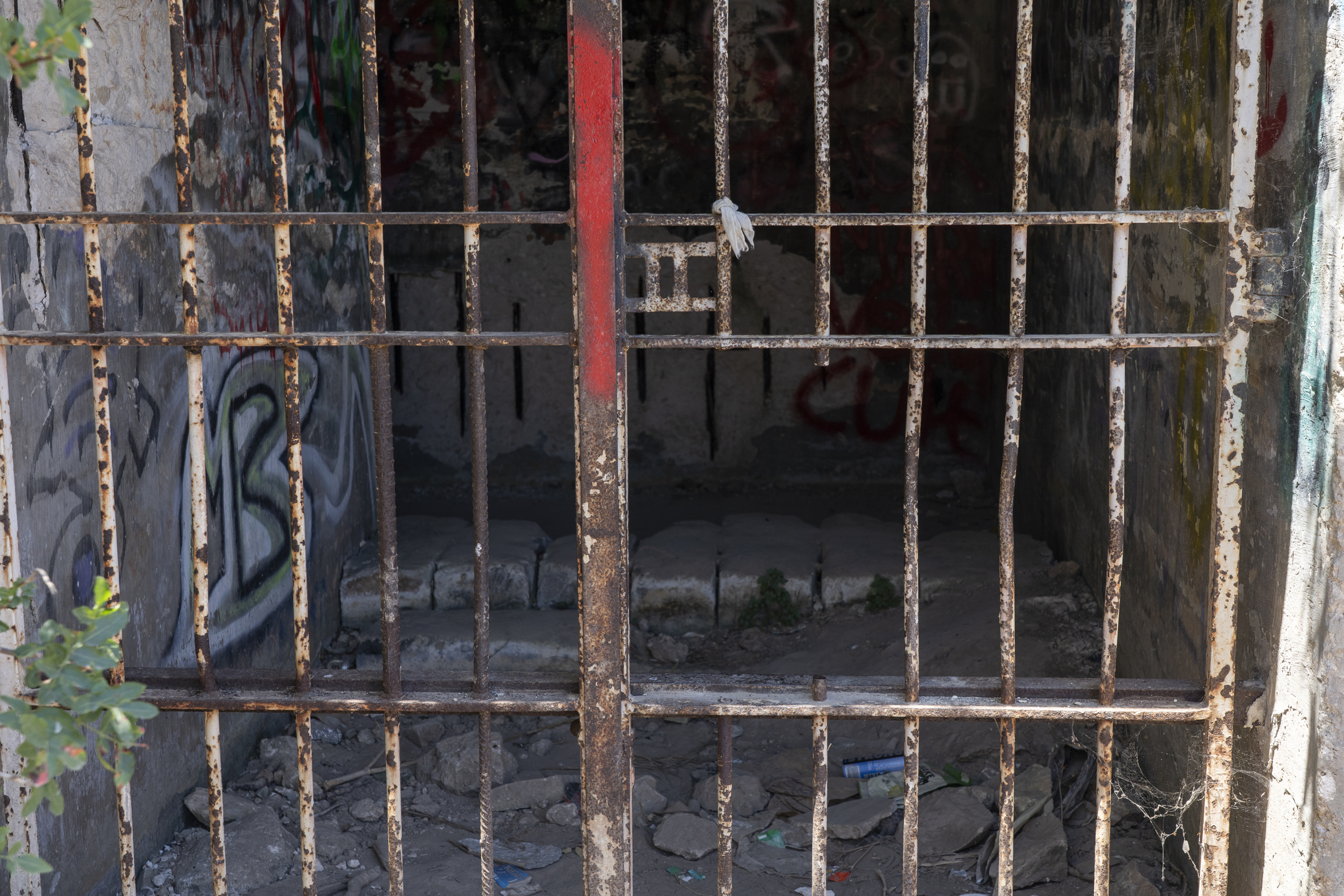  MaltaToday visited the site on Wednesday, where we found the main entrance is fitted with a rusted iron gate that remains shut (Photo: James Bianchi/MaltaToday)